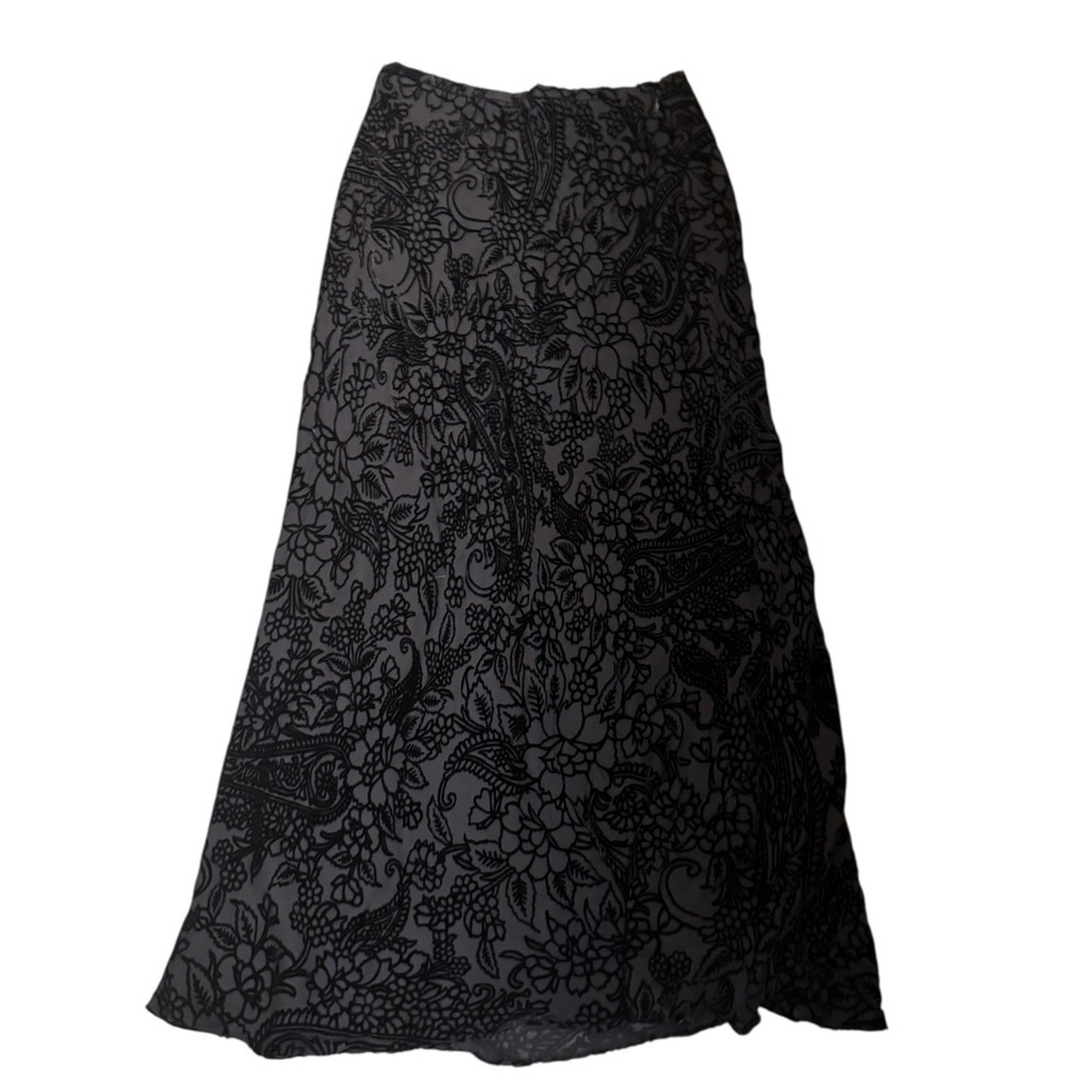 VINTAGE ANN TAYLOR Black and Gray Floral A-Line Skirt Burnout Velvet Size 2 EUC